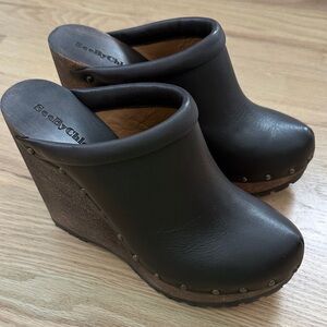 See by Chloé high wooden sandals vegetal calf 558 mousse style# SB27030 sz 38